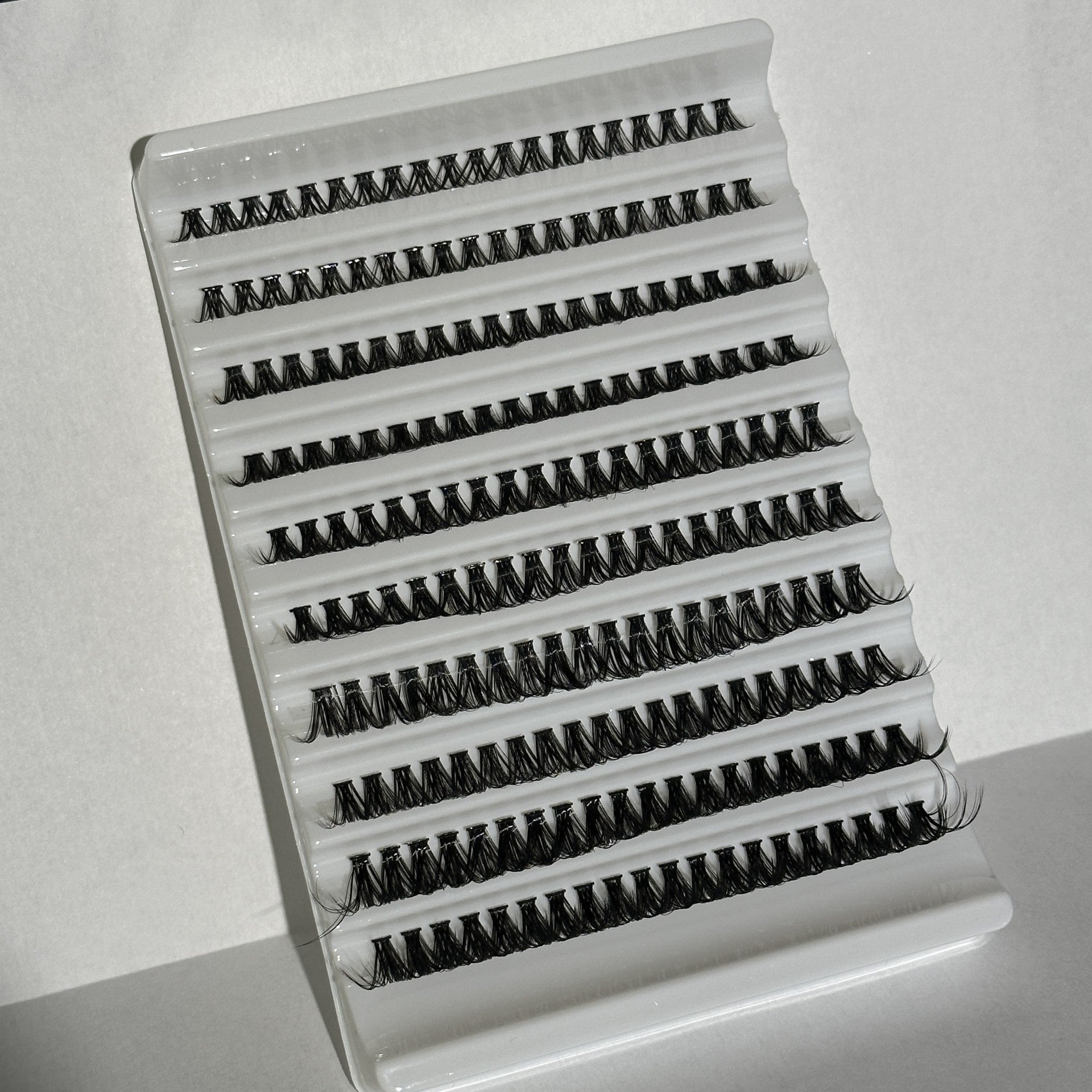 Single Lash Clusters